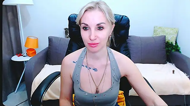 Hanna--Sweet online show from May 2, 2:33 pm