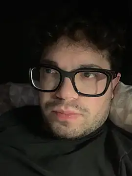 Snapshot of sognatore99 chatting on March 24, 11:32 pm sognatore99 online show from March 24, 11:32 pm