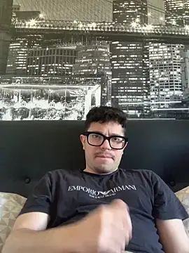 Snapshot of sognatore99 chatting on April 4, 8:12 am sognatore99 online show from April 4, 8:12 am