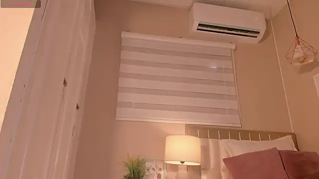  emily  st online show from January 8, 1:35 pm