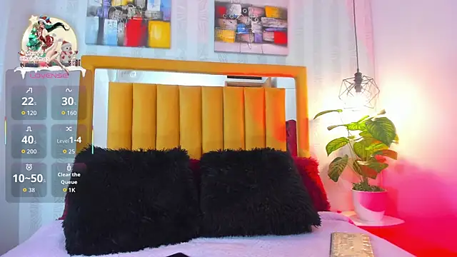 Snapshot of Milow_Russo_ chatting on December 18, 6:25 pm Milow Russo online show from December 18, 6:25 pm