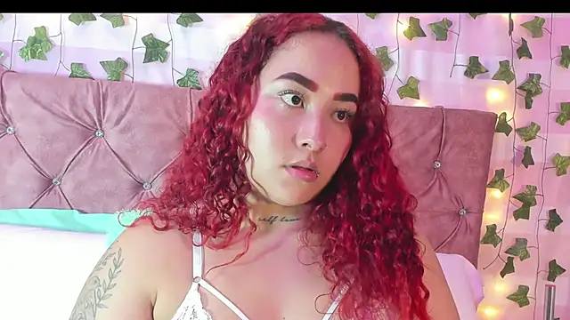 Ayla-marttinez online show from February 13, 2:18 am