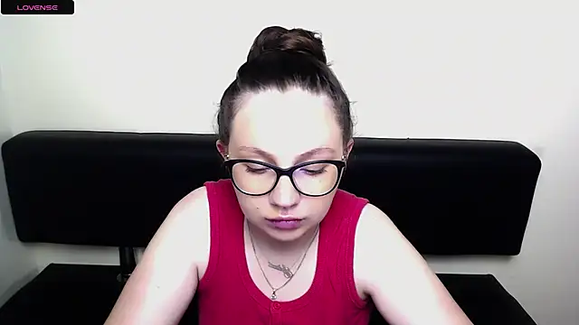 LiliaErmi online show from June 26, 5:56 am