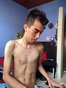 Snapshot of Juan_Gomezz26 chatting on March 2, 8:26 pm Juan Gomezz26 online show from March 2, 8:26 pm