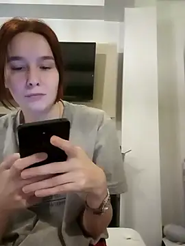 Snapshot of Atwsliiikizilll chatting on January 11, 11:59 am Atwsliiikizilll online show from January 11, 11:59 am