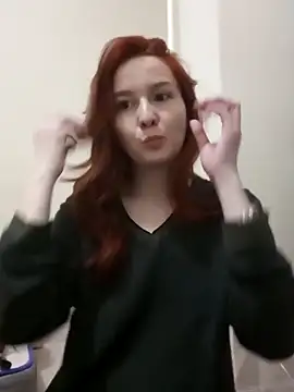 Snapshot of Atwsliiikizilll chatting on March 22, 11:02 am Atwsliiikizilll online show from March 22, 11:02 am