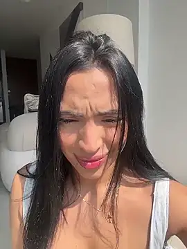 Snapshot of ValeriaTorress_ chatting on March 31, 7:47 pm ValeriaTorress online show from March 31, 7:47 pm