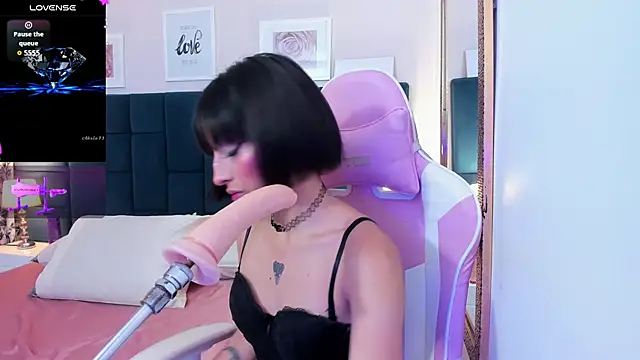  lunari online show from February 11, 8:03 pm