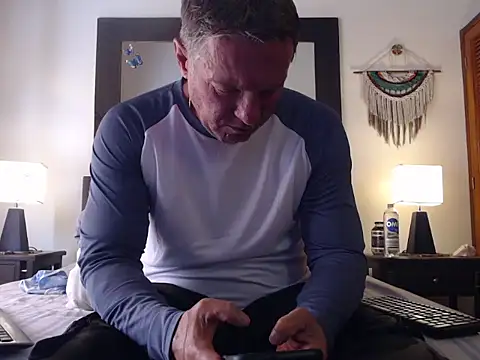 TommyLopez online show from December 17, 4:13 pm