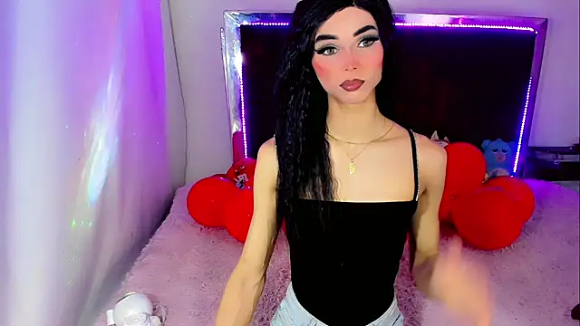 super hot girls online show from January 18, 3:32 am