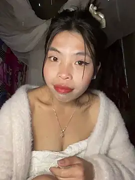 Snapshot of lux-su chatting on February 1, 6:34 am lux-su online show from February 1, 6:34 am