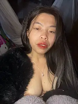 Snapshot of lux-su chatting on February 8, 11:41 pm lux-su online show from February 8, 11:41 pm