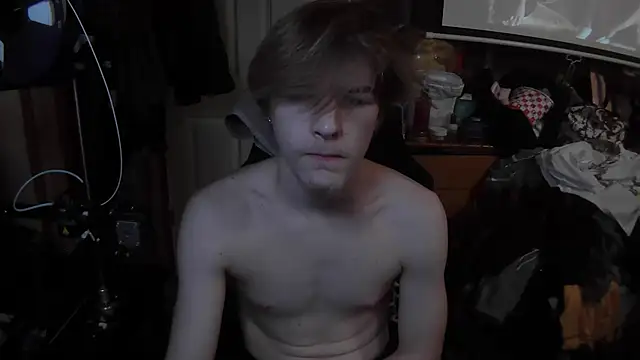 Snapshot of SuckADan chatting on February 14, 8:00 am SuckADan online show from February 14, 8:00 am