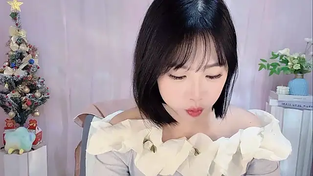 Pinkgirl520 online show from January 8, 2:25 am