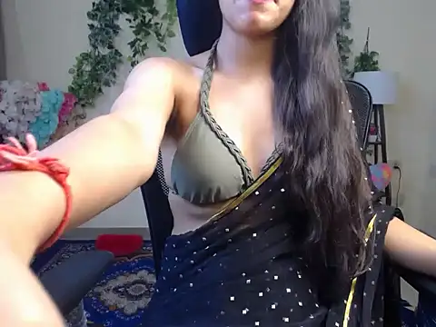 Snapshot of Shy_nivi chatting on April 24, 4:09 pm Shy nivi online show from April 24, 4:09 pm