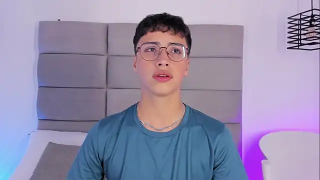 JoshClaarktt online show from May 22, 4:08 am