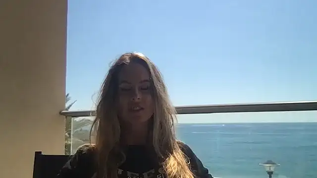 Snapshot of LeMilf chatting on March 25, 12:00 pm LeMilf online show from March 25, 12:00 pm