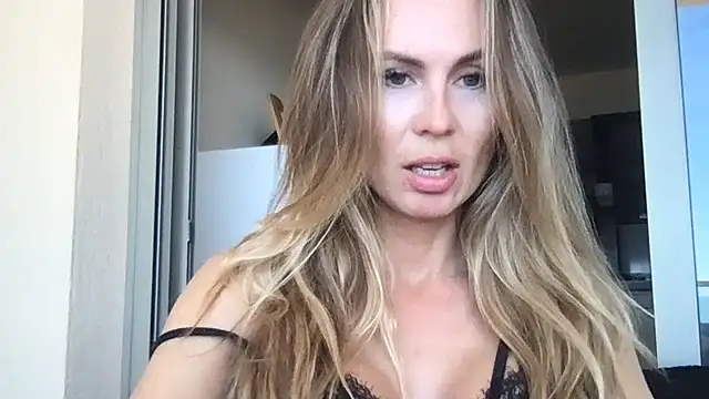 LeMilf online show from May 20, 10:21 am