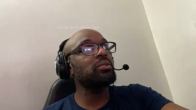 Snapshot of MrUnintentional chatting on January 15, 12:37 am MrUnintentional online show from January 15, 12:37 am