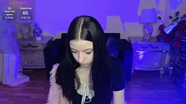 Snapshot of AlicePowells chatting on January 13, 11:26 am AlicePowells online show from January 13, 11:26 am