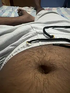 Snapshot of DislikedDiadem chatting on March 7, 4:31 am DislikedDiadem online show from March 7, 4:31 am