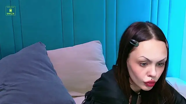 MonicaHoffman online show from December 17, 3:40 pm