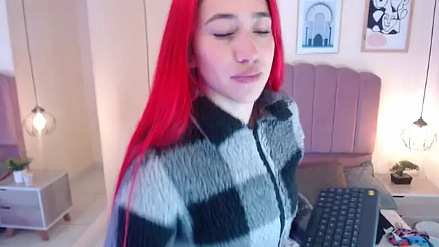 Celestee15  online show from December 18, 11:27 am