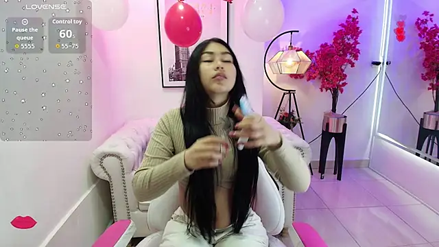 Carolina cherry online show from February 11, 11:59 am