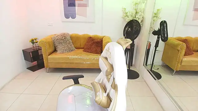 Carolina cherry online show from April 2, 12:36 pm