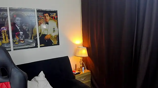 Dustyn Michelle1 online show from January 8, 5:21 am