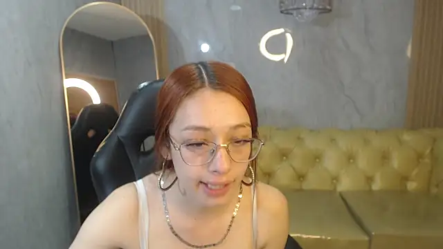 Kimberly23 a online show from December 21, 8:05 pm