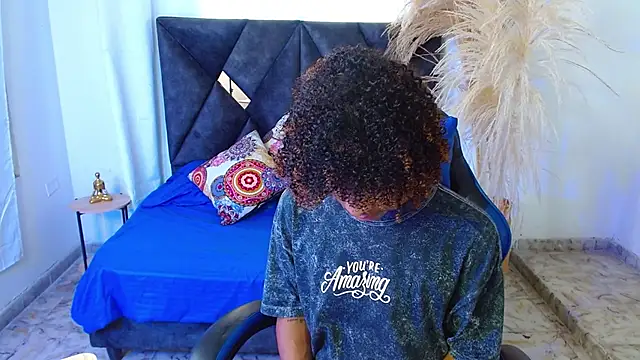 angelll18  online show from February 28, 8:32 pm