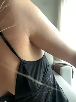 privsloirinha online show from March 29, 7:03 pm