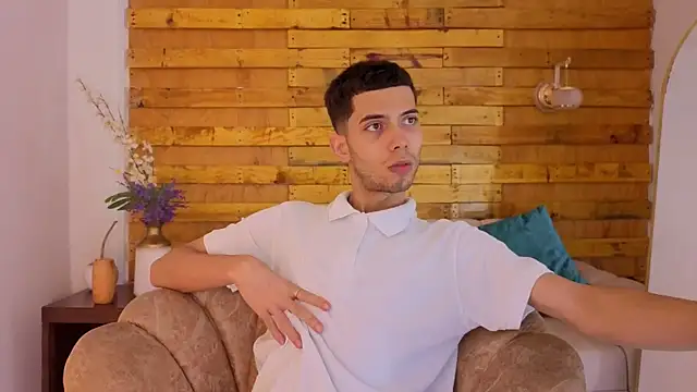 prettyboyy 13 online show from January 10, 7:59 pm