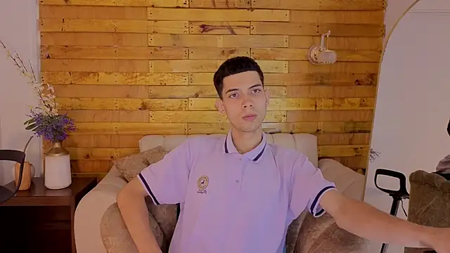 prettyboyy 13 online show from January 16, 8:02 pm