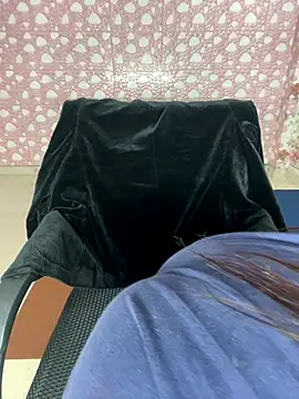 HTTY-NOTTY-SHANAYA online show from December 17, 7:03 am