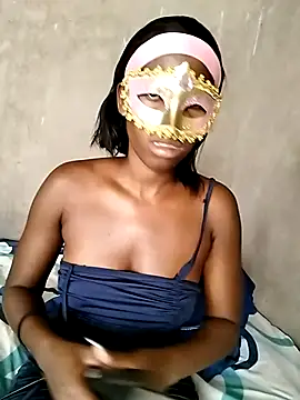 Snapshot of captainofgirl chatting on February 3, 7:57 am captainofgirl online show from February 3, 7:57 am