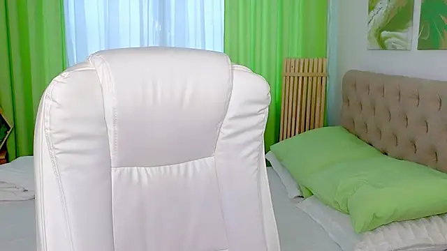 Miss Alisa  online show from February 18, 9:16 am