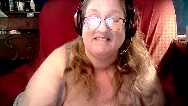 Snapshot of jade-belle chatting on January 12, 8:08 am jade-belle online show from January 12, 8:08 am