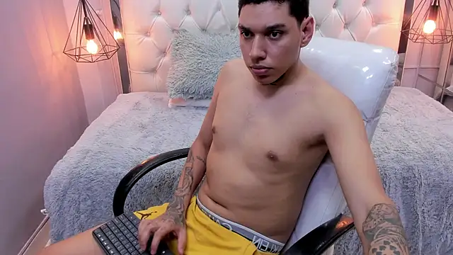 drake miller7 online show from December 19, 12:50 am