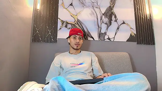 DAVIN 01 online show from December 15, 12:09 pm