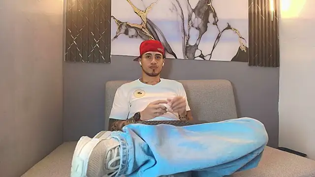 DAVIN 01 online show from December 17, 12:11 pm