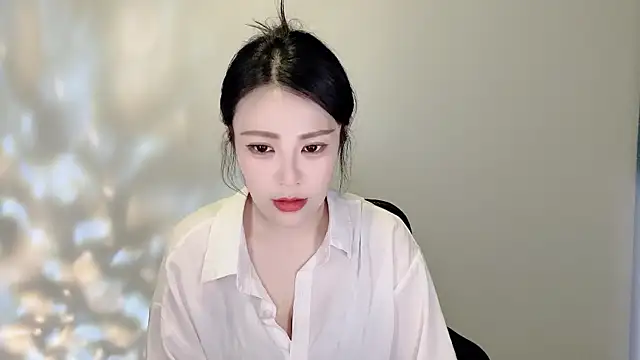 Amy-Miao-Miao-36C-171 online show from December 23, 6:00 am