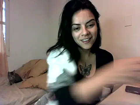 luluclark69 online show from May 16, 7:34 pm