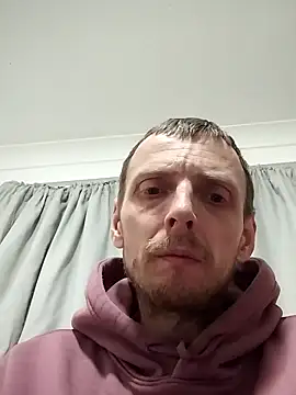 Snapshot of CrookedBunk3527 chatting on January 17, 5:38 pm CrookedBunk3527 online show from January 17, 5:38 pm