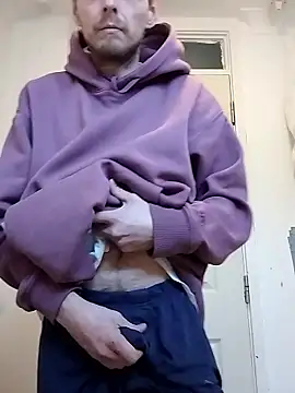 Snapshot of CrookedBunk3527 chatting on January 18, 11:36 am CrookedBunk3527 online show from January 18, 11:36 am