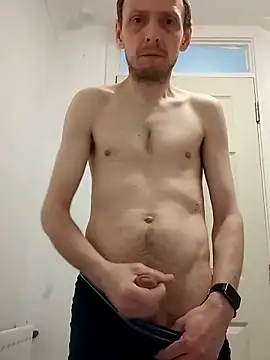 Snapshot of CrookedBunk3527 chatting on April 2, 4:21 am CrookedBunk3527 online show from April 2, 4:21 am