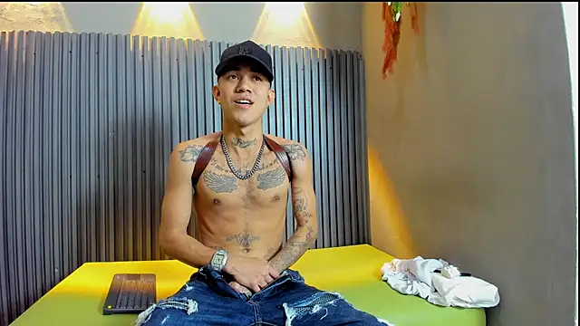 AYALA TATTOO online show from December 19, 7:54 pm