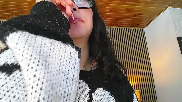 Amy channel online show from April 24, 1:13 pm