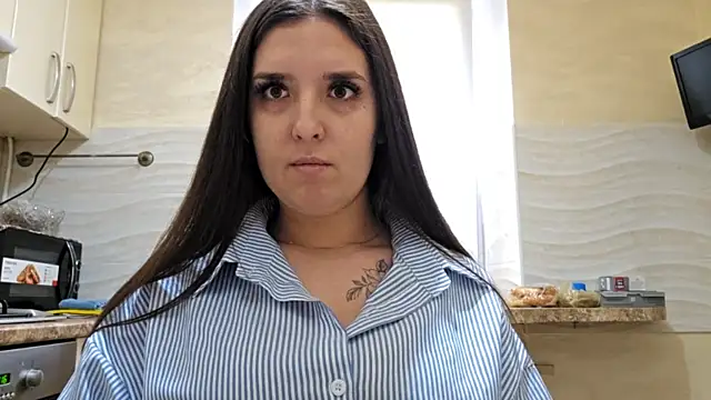 GeorgeannaHalsted online show from December 21, 10:00 am